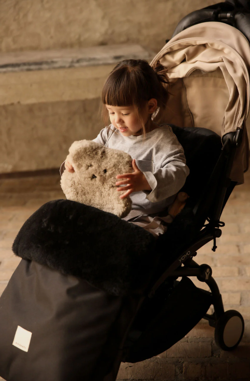 بافماف من جلد الغنم الفاخر