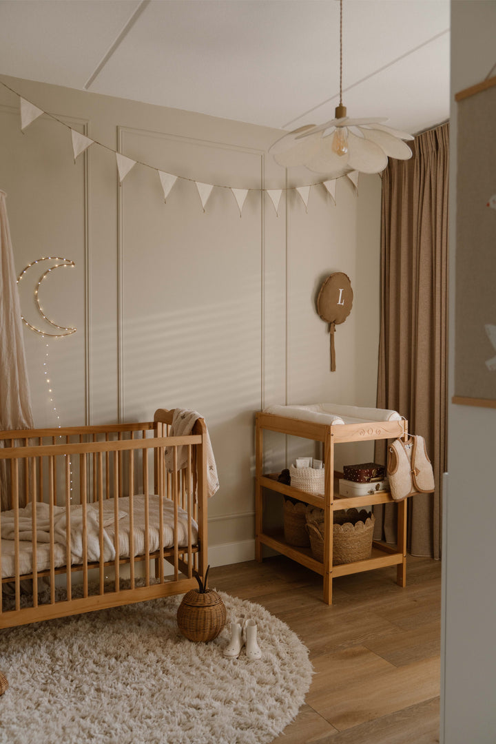 Rose Vintage Cot