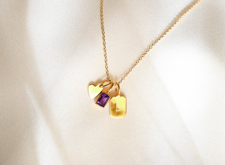 Guld Födelsesten Initialhänge - Flera stenar