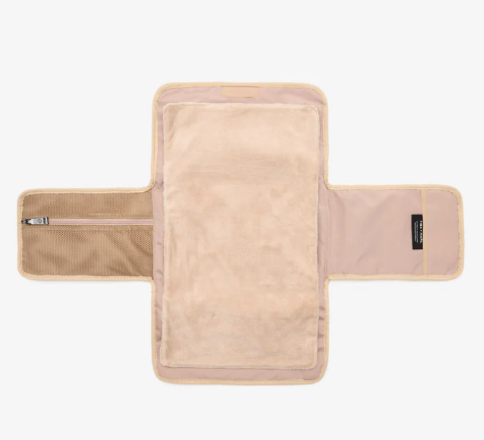 Etta Changing Clutch