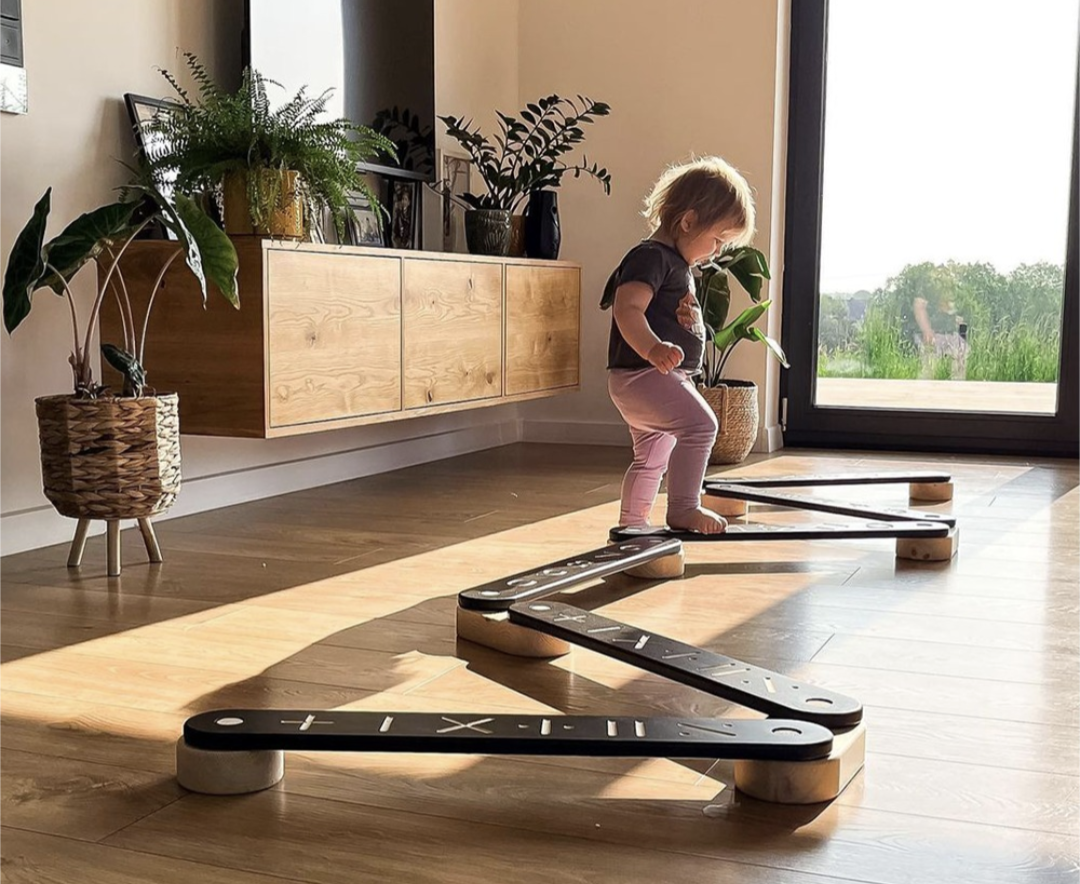 Montessori-Schwebebalken aus Holz