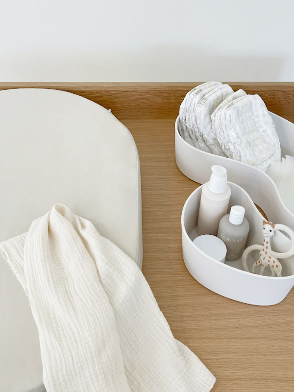 وسادة تغيير بيضاوية الشكل - لون حجر